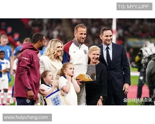 4月1日足球巨星齐聚生日庆典 各路传奇球员同日诞生回顾 4月1日足球巨星齐聚生日庆典 各路传奇球员同日诞生回顾